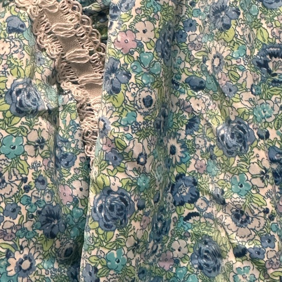 For Love & Lemons
Alana Floral Dress - Picture 6 of 11